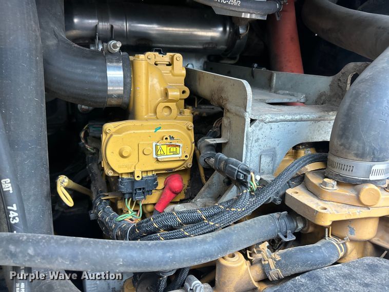 image for item ET6671 2015 Caterpillar 299D2XHP tracked skid steer loader