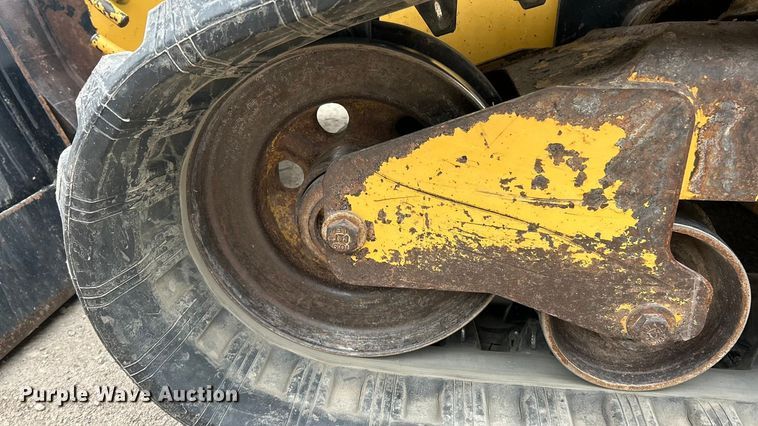 image for item ET6671 2015 Caterpillar 299D2XHP tracked skid steer loader