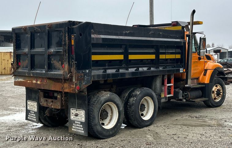 image for item ET6672 2010 International WorkStar dump truck