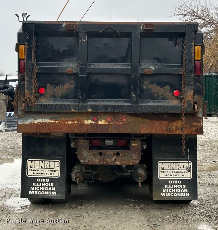 image for item ET6672 2010 International WorkStar dump truck