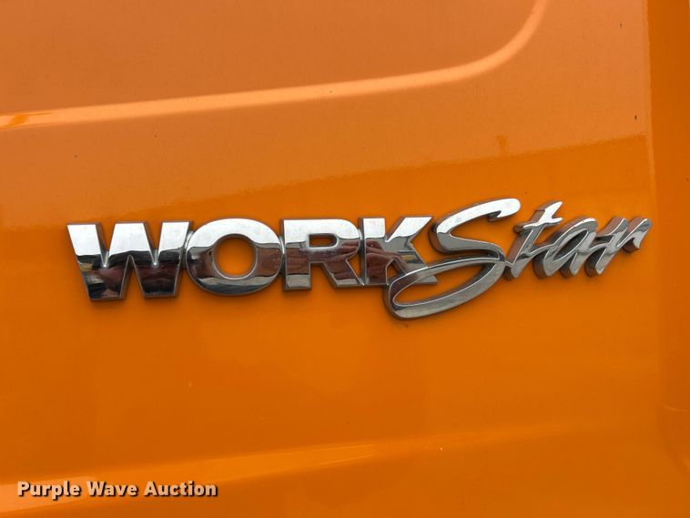 image for item ET6672 2010 International WorkStar dump truck