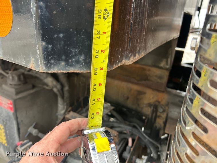 image for item ET6672 2010 International WorkStar dump truck