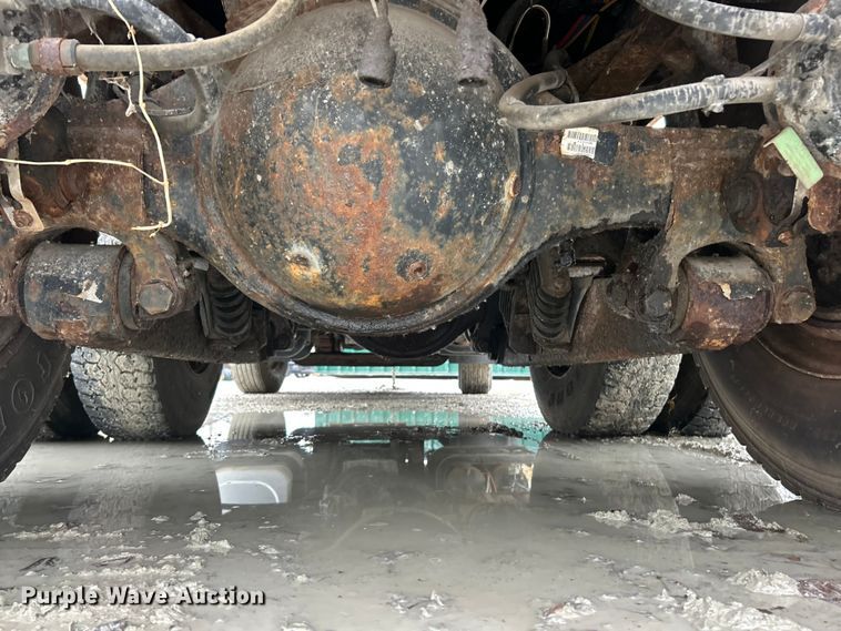 image for item ET6672 2010 International WorkStar dump truck