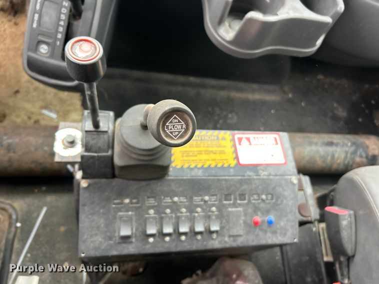 image for item ET6672 2010 International WorkStar dump truck