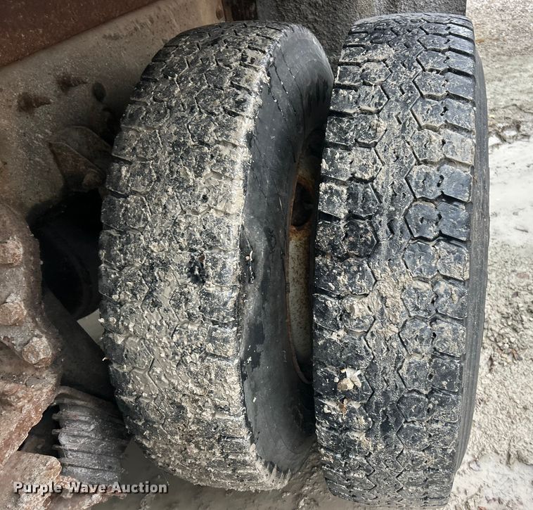 image for item ET6672 2010 International WorkStar dump truck