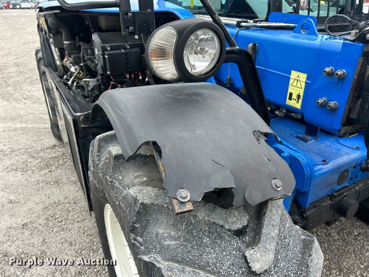 image for item ET6674 2021 New Holland LM7.42 telehandler