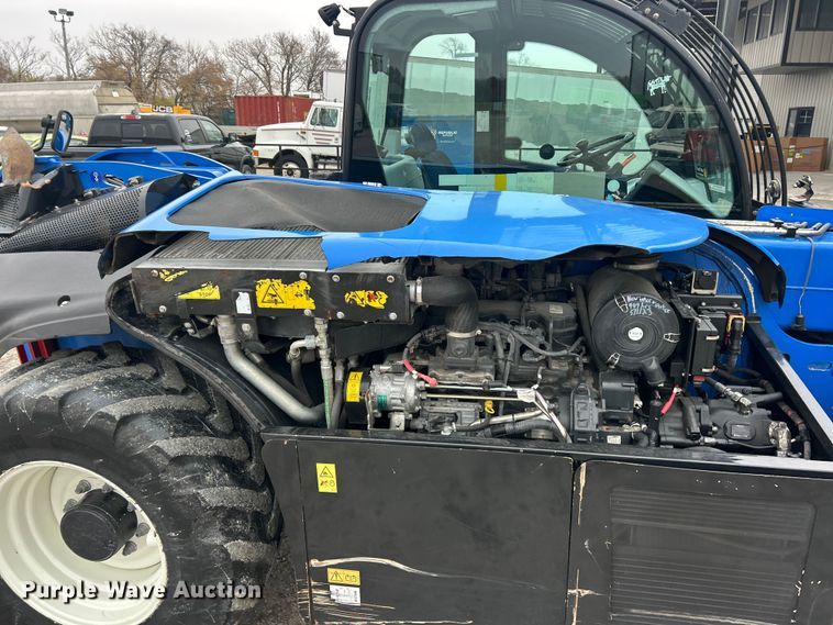 image for item ET6674 2021 New Holland LM7.42 telehandler