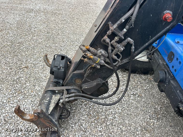 image for item ET6674 2021 New Holland LM7.42 telehandler