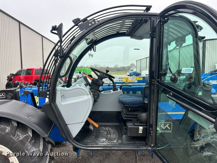 image for item ET6674 2021 New Holland LM7.42 telehandler