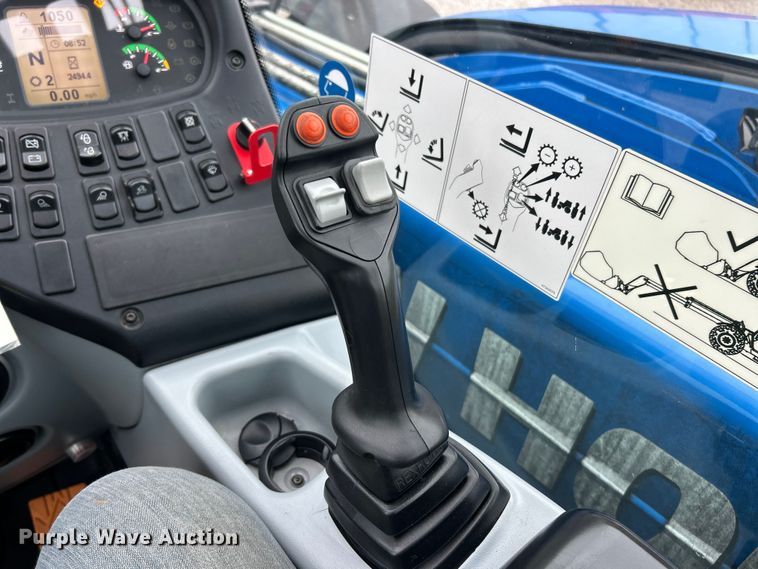 image for item ET6674 2021 New Holland LM7.42 telehandler