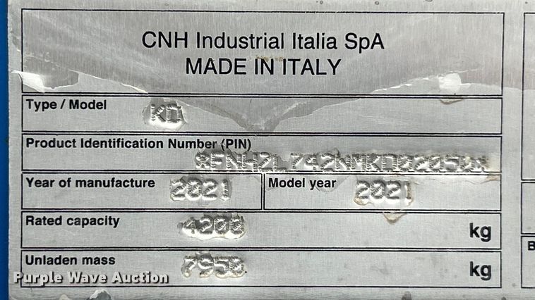 image for item ET6674 2021 New Holland LM7.42 telehandler
