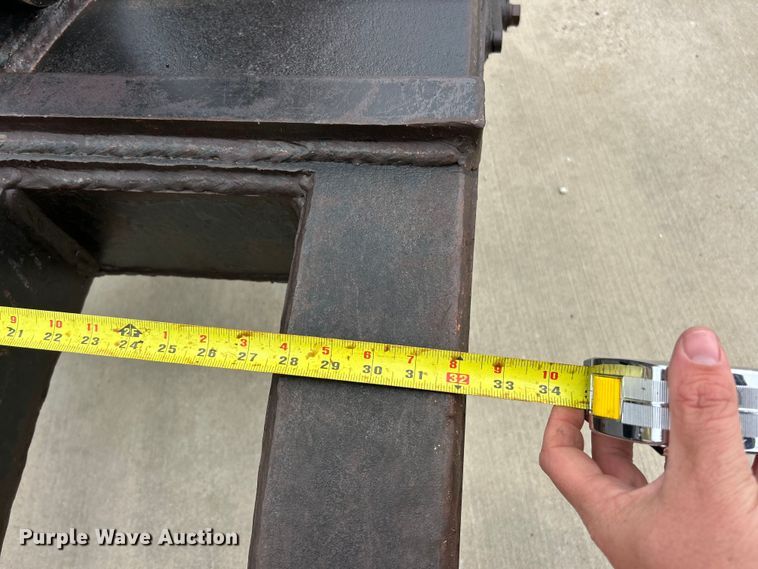 image for item ET6707 1999 Daewoo DH 130W wheeled excavator