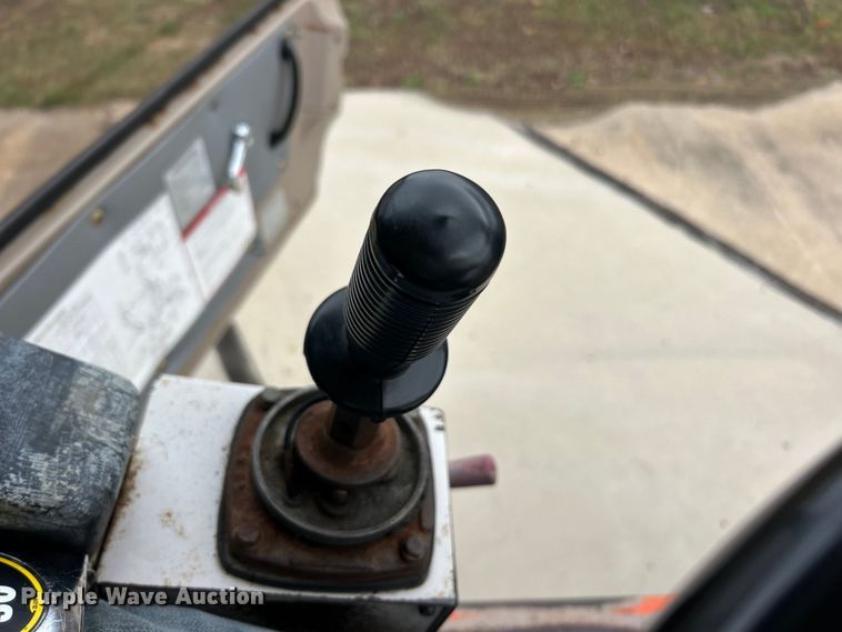 image for item ET6707 1999 Daewoo DH 130W wheeled excavator