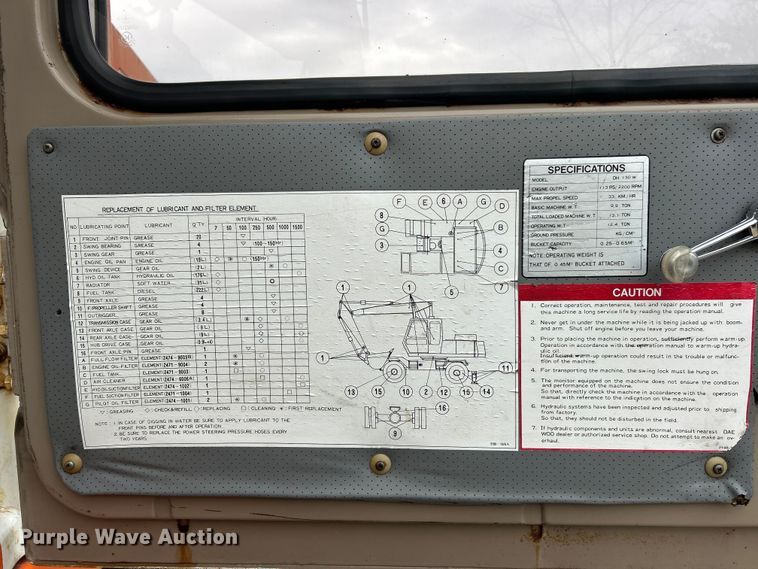 image for item ET6707 1999 Daewoo DH 130W wheeled excavator