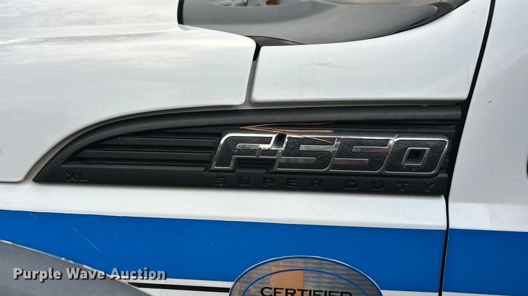 image for item ET6719 2011 Ford F550 Super Duty XL utility / service truck