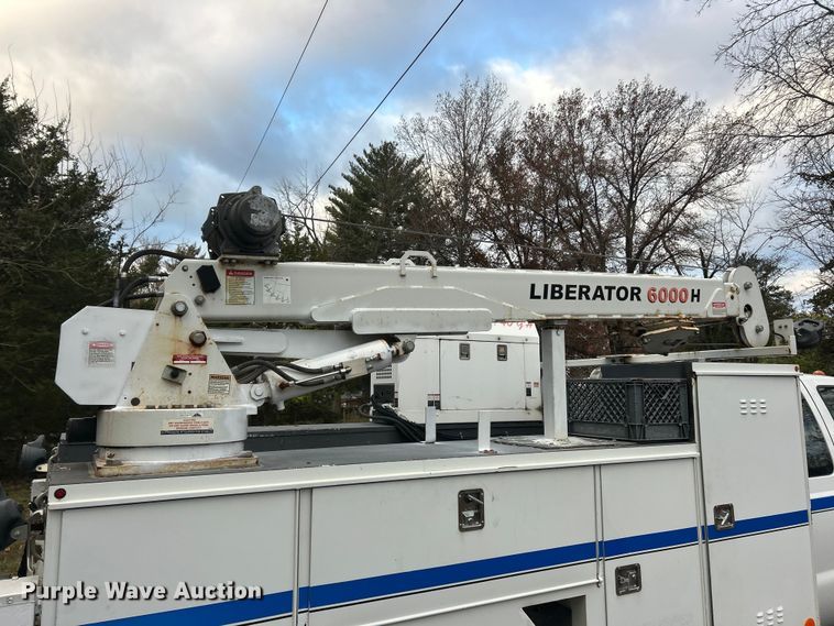 image for item ET6719 2011 Ford F550 Super Duty XL utility / service truck