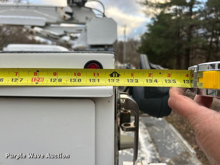 image for item ET6719 2011 Ford F550 Super Duty XL utility / service truck