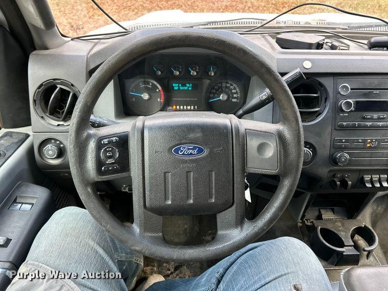 image for item ET6719 2011 Ford F550 Super Duty XL utility / service truck