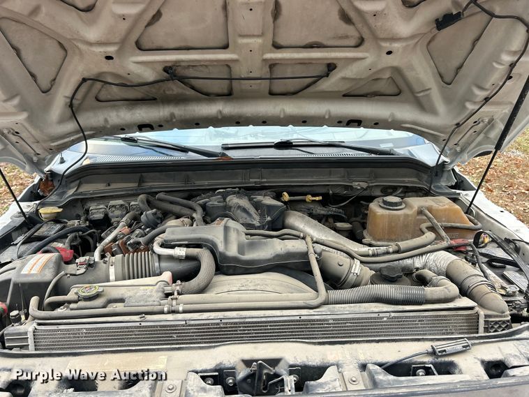 image for item ET6719 2011 Ford F550 Super Duty XL utility / service truck