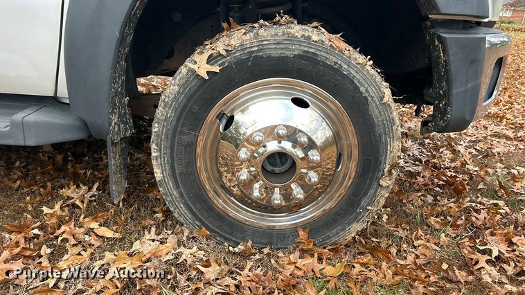 image for item ET6719 2011 Ford F550 Super Duty XL utility / service truck