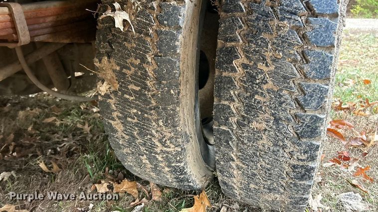 image for item ET6719 2011 Ford F550 Super Duty XL utility / service truck