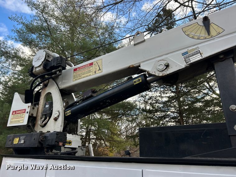 image for item ET6720 2007 Ford F750 Super Duty XLT utility / service truck