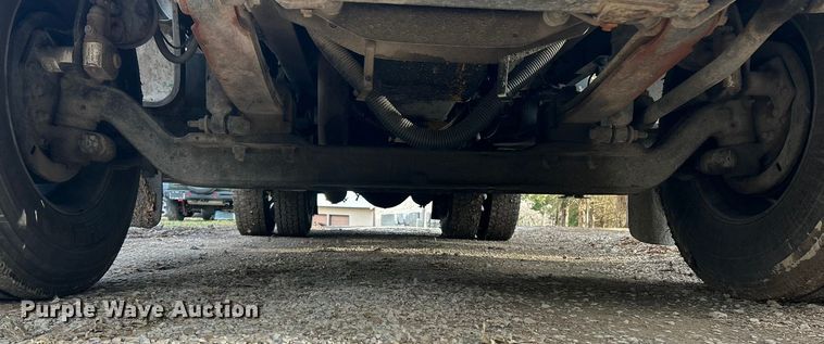 image for item ET6720 2007 Ford F750 Super Duty XLT utility / service truck