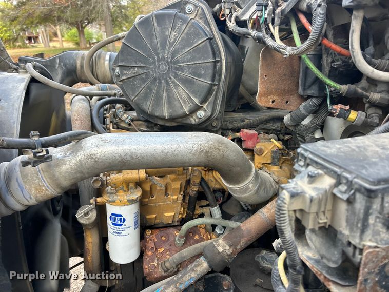 image for item ET6720 2007 Ford F750 Super Duty XLT utility / service truck