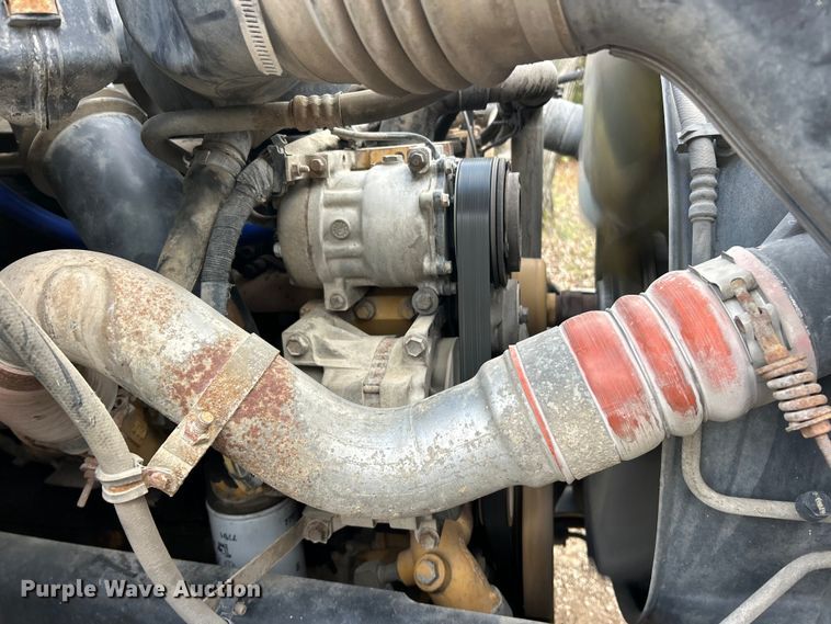 image for item ET6720 2007 Ford F750 Super Duty XLT utility / service truck