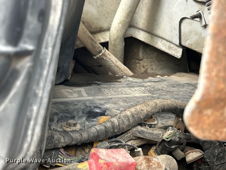 image for item ET6720 2007 Ford F750 Super Duty XLT utility / service truck