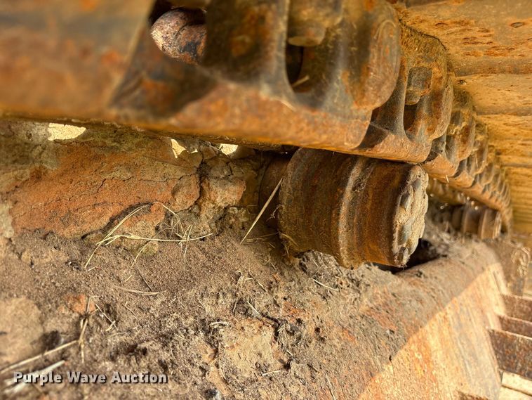 image for item ET7197 1995 John Deere 690 ELC excavator