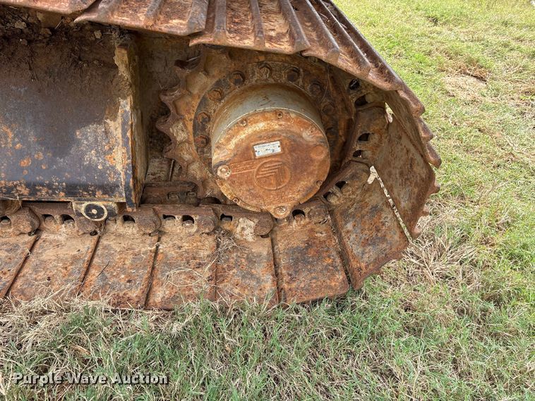 image for item ET7197 1995 John Deere 690 ELC excavator