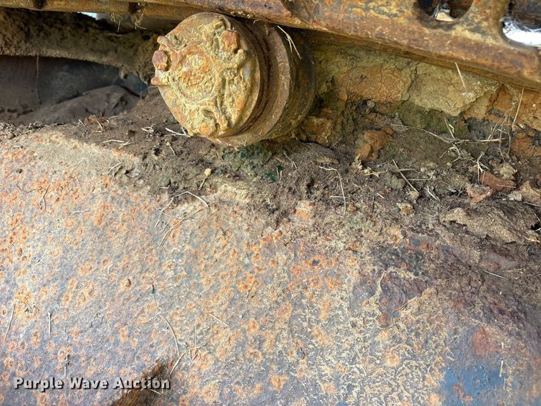 image for item ET7197 1995 John Deere 690 ELC excavator