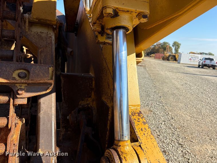 image for item ET7234 2007 Caterpillar 615C Series II elevating scraper