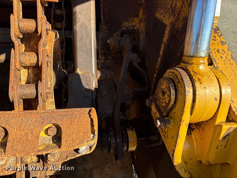 image for item ET7234 2007 Caterpillar 615C Series II elevating scraper