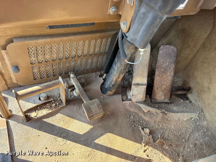 image for item ET7234 2007 Caterpillar 615C Series II elevating scraper