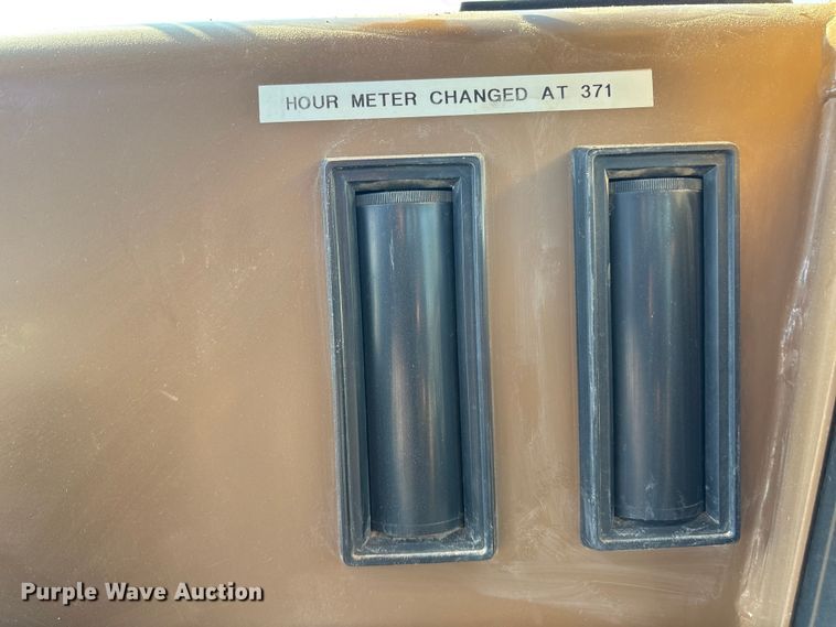 image for item ET7234 2007 Caterpillar 615C Series II elevating scraper