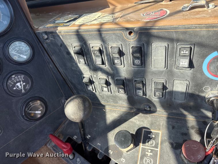 image for item ET7234 2007 Caterpillar 615C Series II elevating scraper