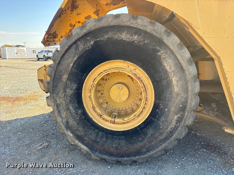 image for item ET7234 2007 Caterpillar 615C Series II elevating scraper