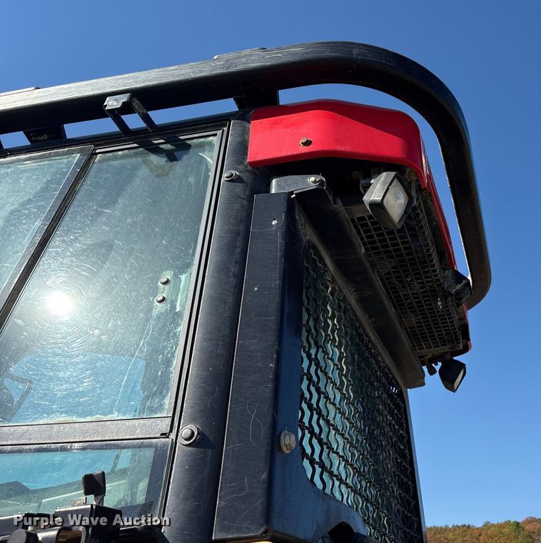 image for item ET7235 2018 Caterpillar D6K2 XL dozer