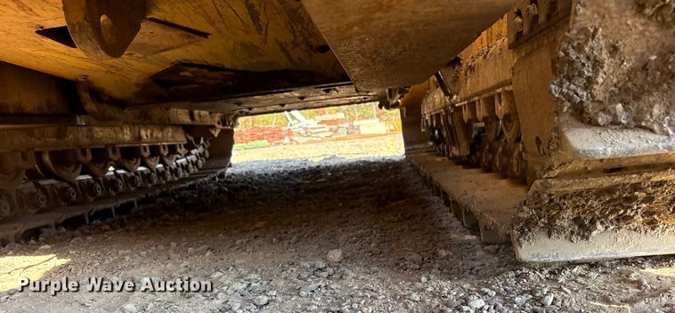 image for item ET7235 2018 Caterpillar D6K2 XL dozer