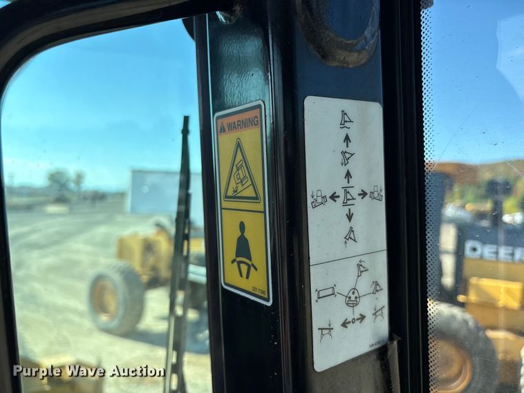 image for item ET7235 2018 Caterpillar D6K2 XL dozer