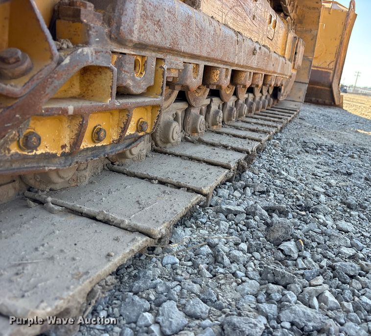 image for item ET7235 2018 Caterpillar D6K2 XL dozer