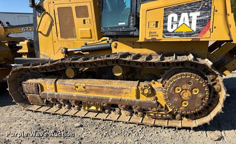 image for item ET7235 2018 Caterpillar D6K2 XL dozer