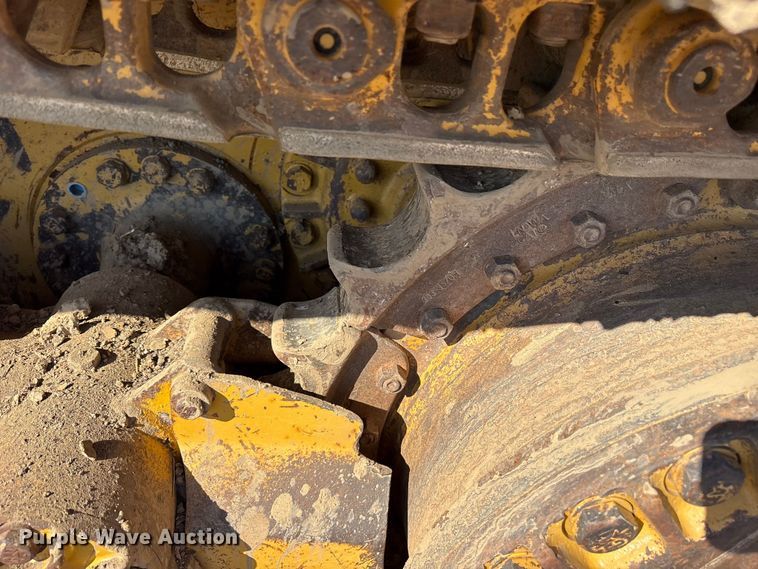 image for item ET7235 2018 Caterpillar D6K2 XL dozer