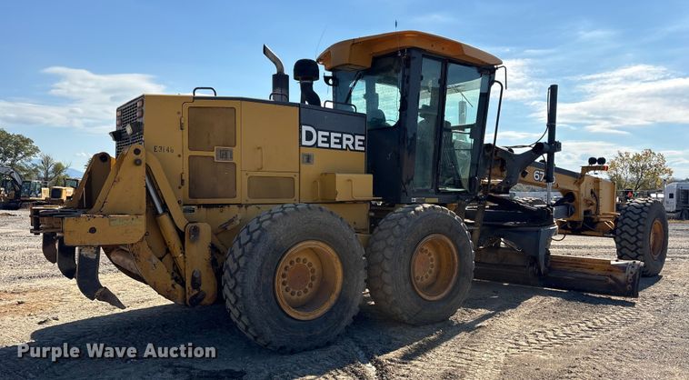 image for item ET7236 2006 John Deere 672D motor grader