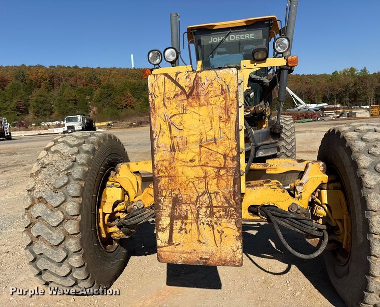 image for item ET7236 2006 John Deere 672D motor grader