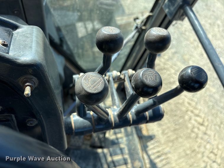 image for item ET7236 2006 John Deere 672D motor grader