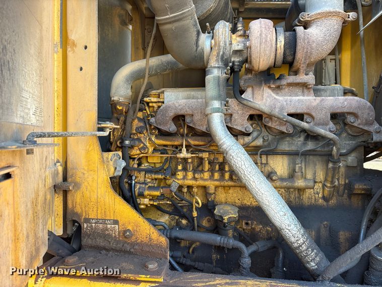 image for item ET7236 2006 John Deere 672D motor grader