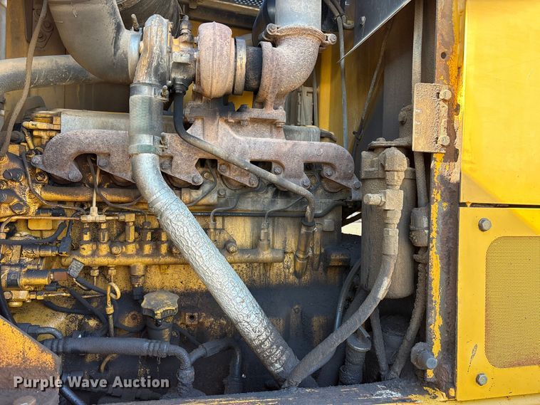 image for item ET7236 2006 John Deere 672D motor grader